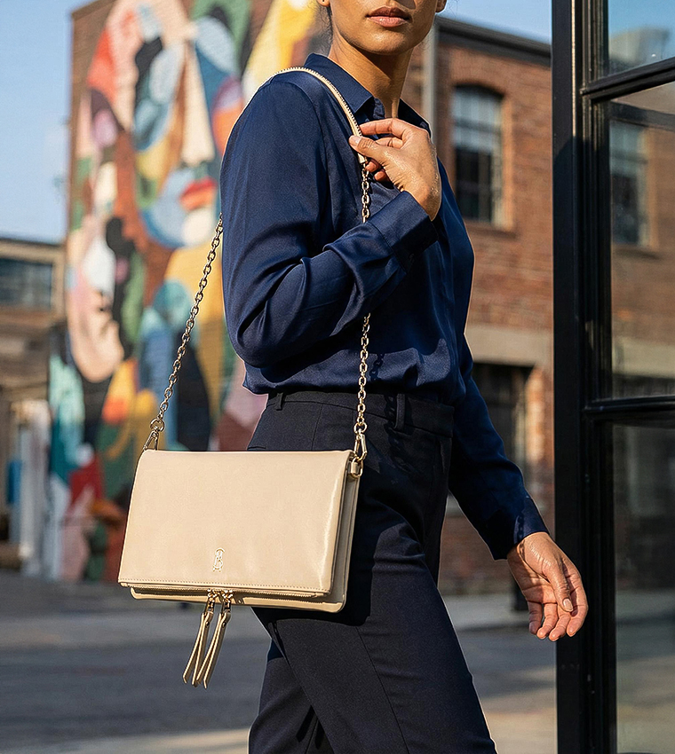 BLUCKIE Logo Detail Crossbody Bag