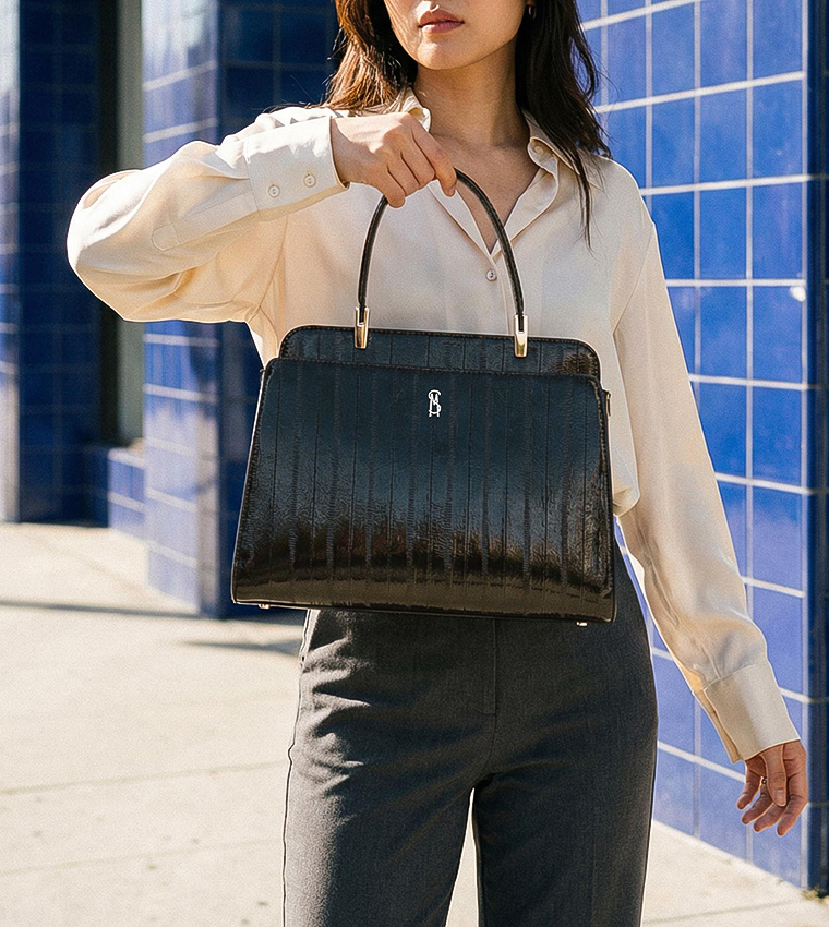 Steve Madden  Handheld Bags - Black Handheld Bags