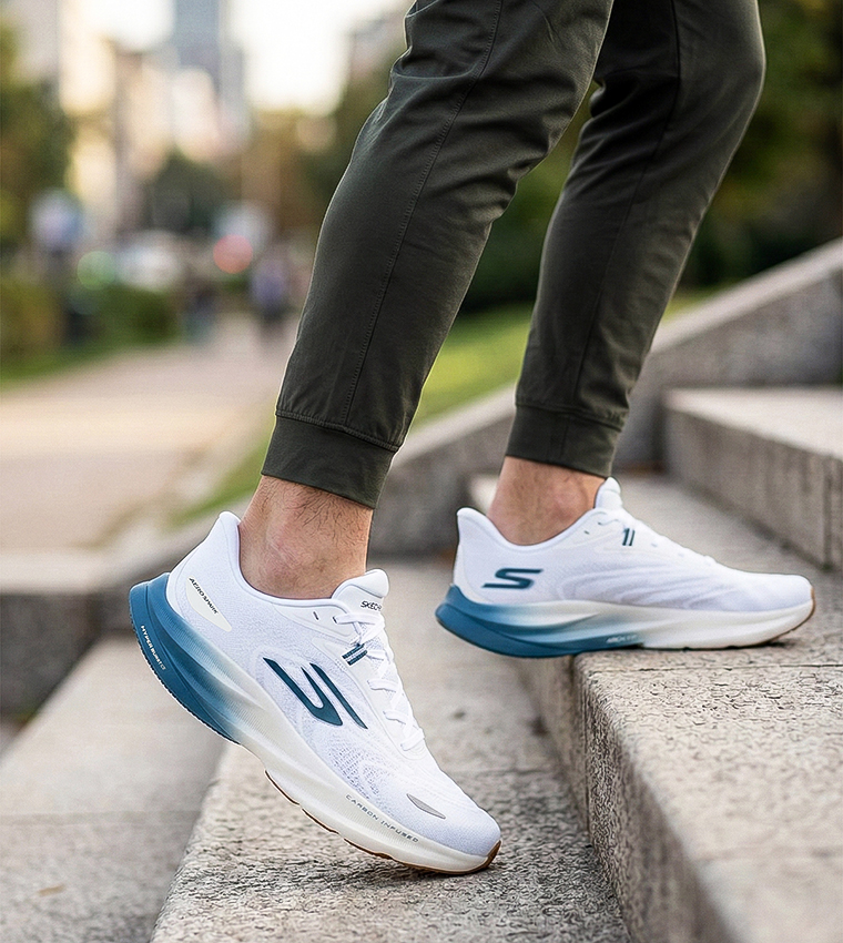 SKX AERO SPARK Running Shoes