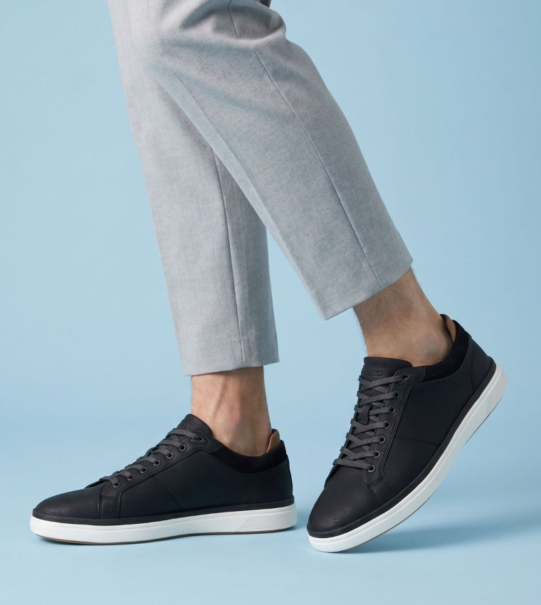 FINESPEC Low Top Shoes