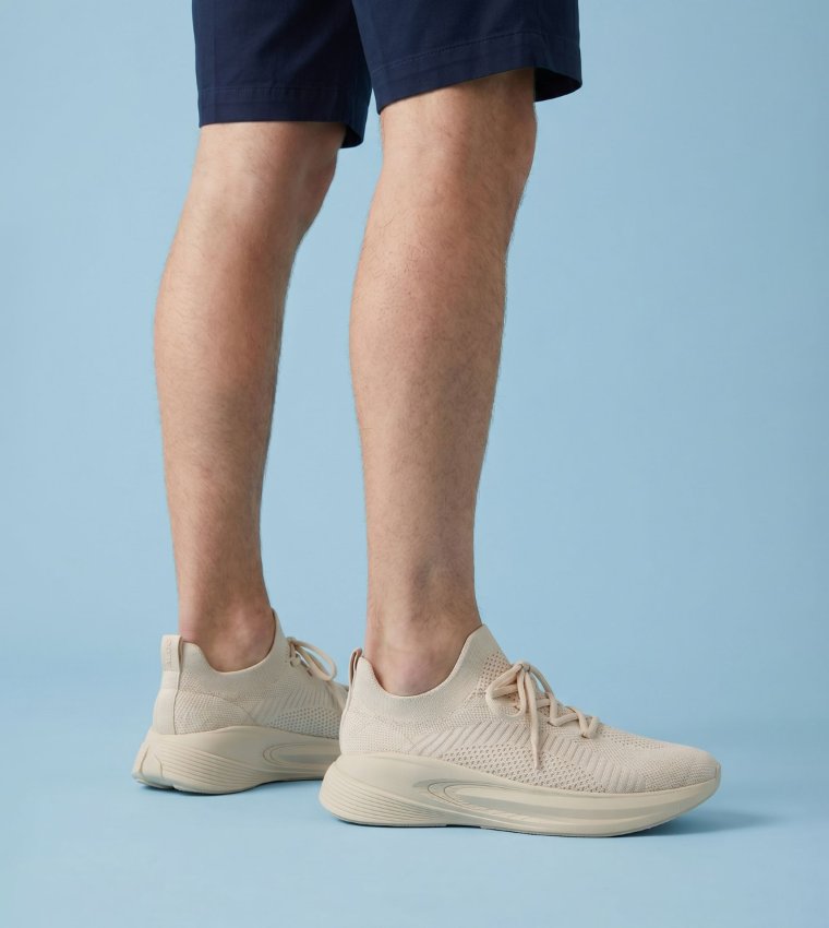GRIFIN Chunky Lace-Up Sneakers