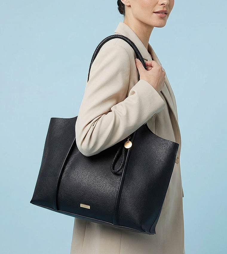 KYLINIA Textured Shoulder Bag