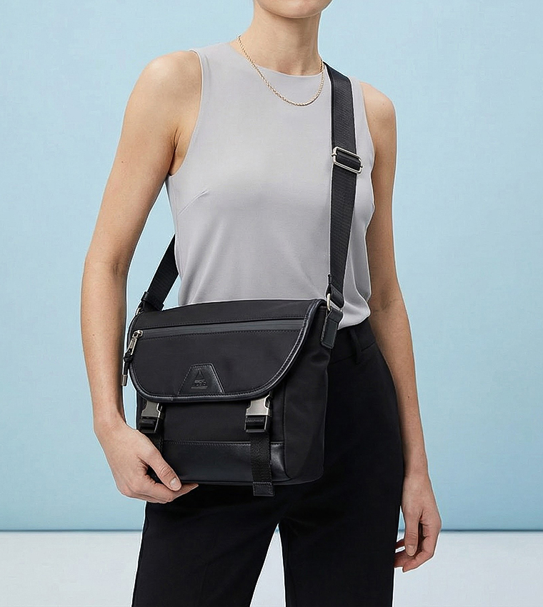 MELINNOR Flap Crossbody Bag
