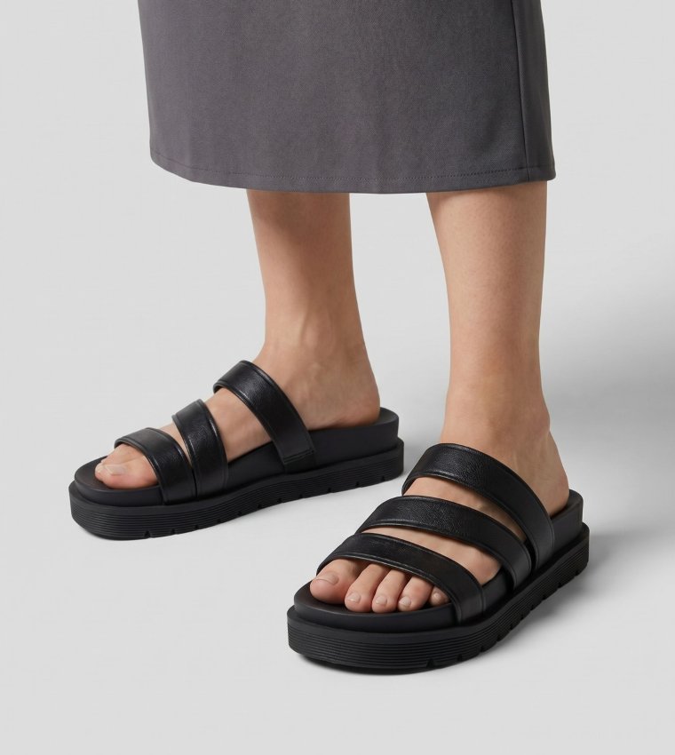 كول ات سبرنج  الصنادل المسطحة - أسود Flat Sandals
