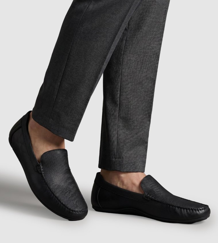 PAGANI Solid Moccasins