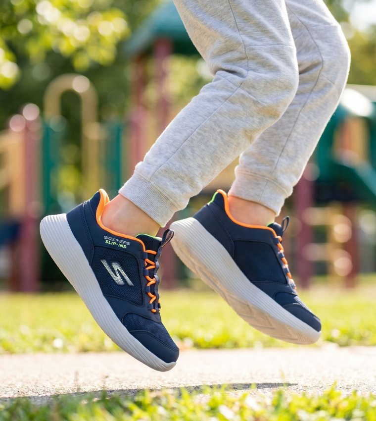 GO RUN 400 V2 Slip-On Shoes