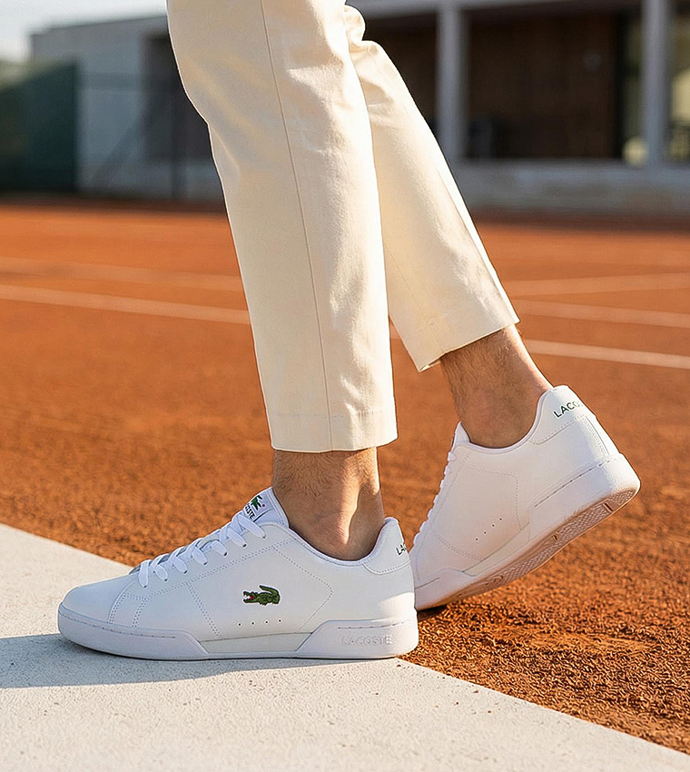 سنيكرز كارنابي كب 125 2 برقبة قصيرة بشعار