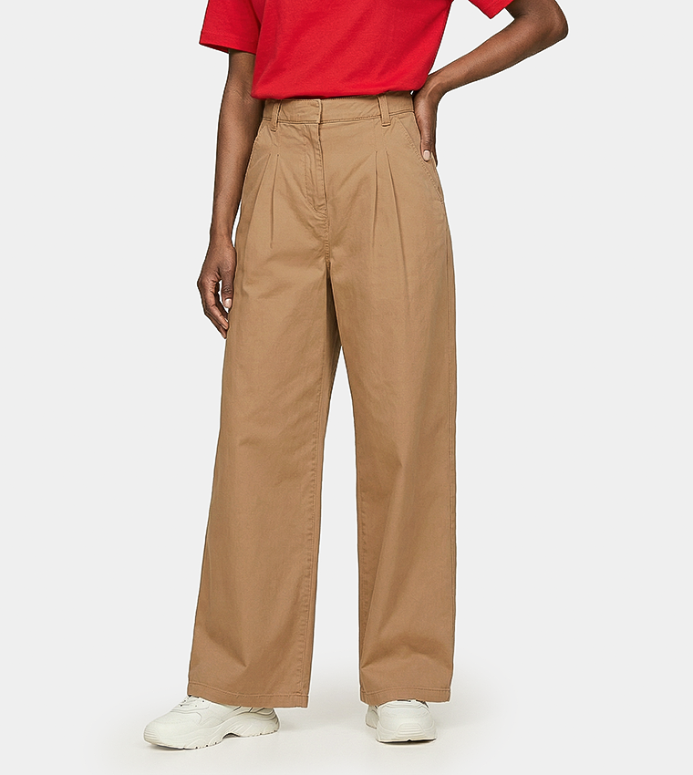 بنطلون واسع بخصر عالي 