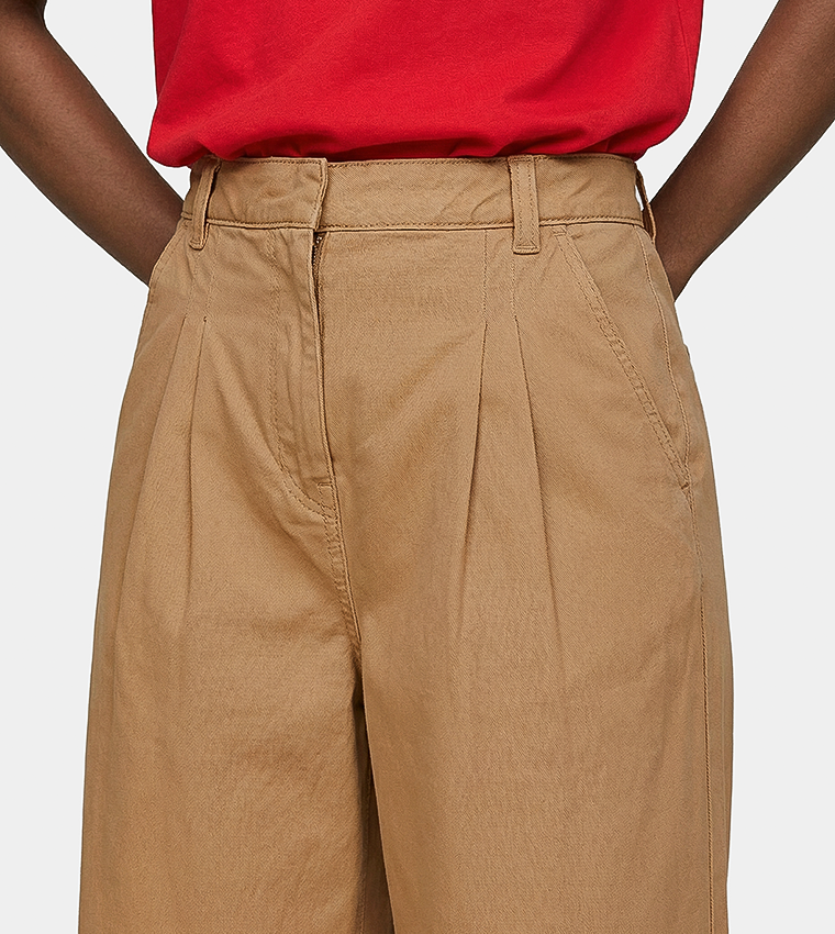 بنطلون واسع بخصر عالي 