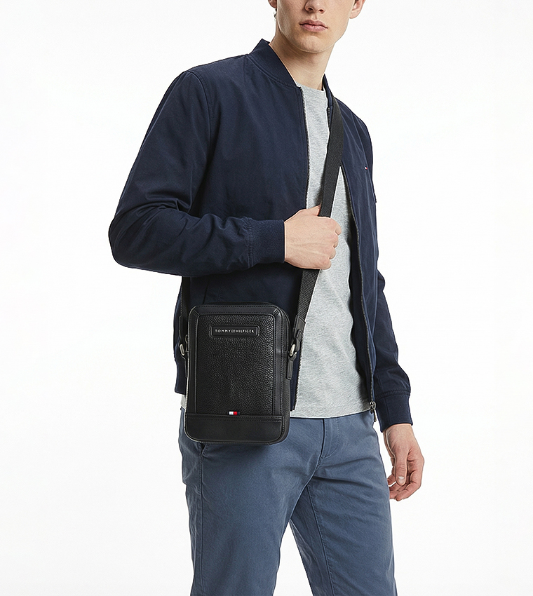 Textured Zippered Reporter Bag