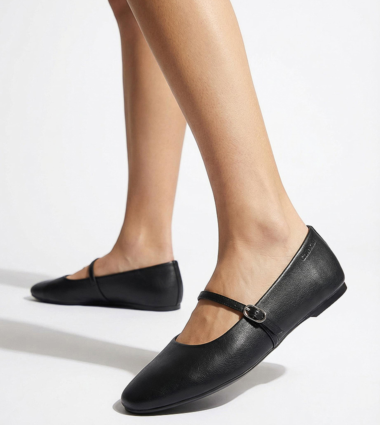 Almond Toe Mary Jane Shoes