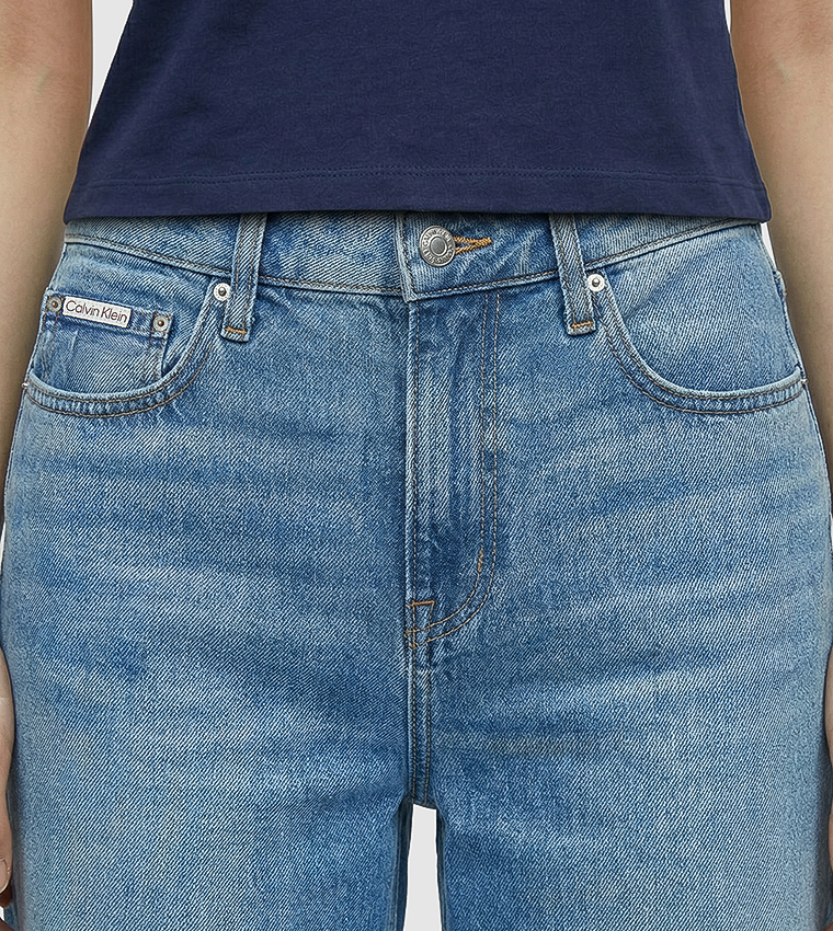 Washed Low Rise Baggy Fit Jeans