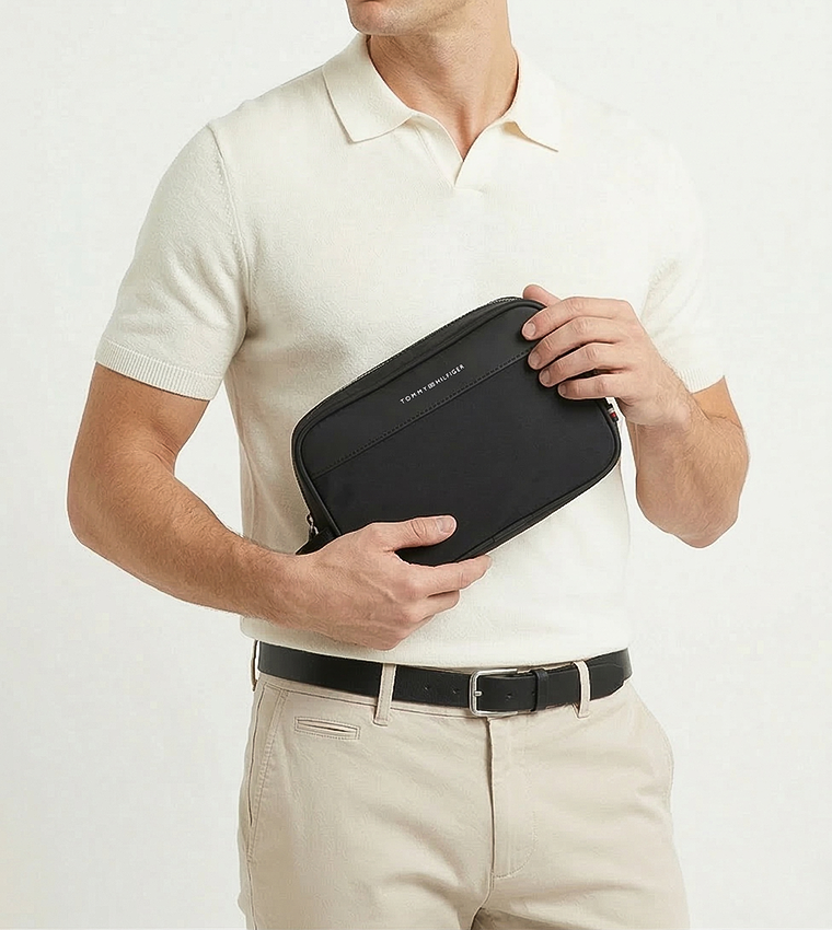 Logo Detail Zippered Toiletry Bag