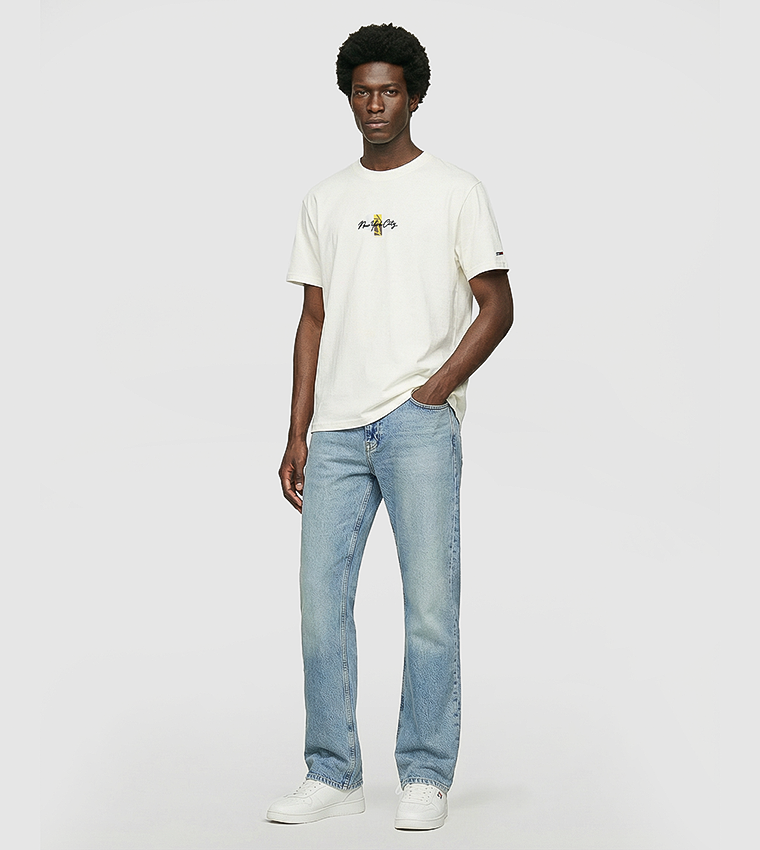 تيشيرت مطرز بكم قصير