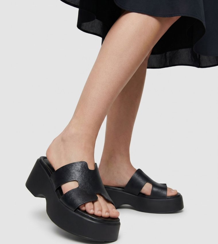 ABILENE Cut-Out Platform Sandals