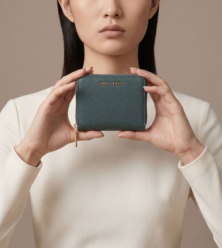 Basic Square Green Wallet