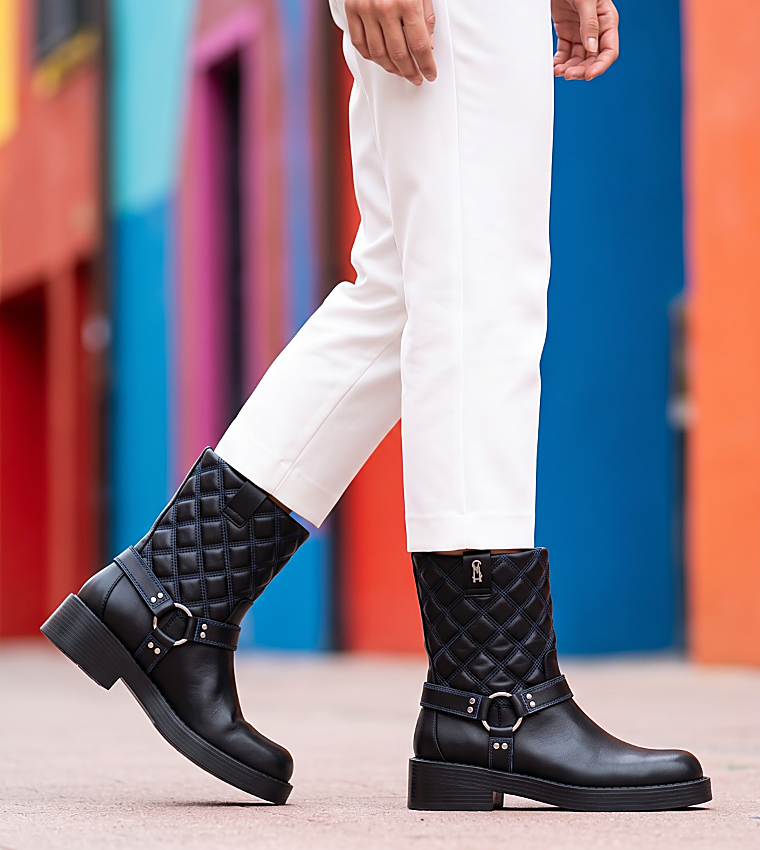DASHCORE Quilted Ankle Boots