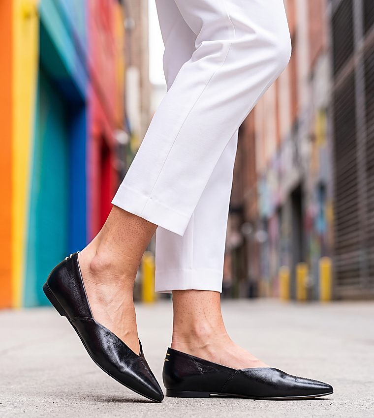 GEMA Solid Pointed Toe Ballerinas