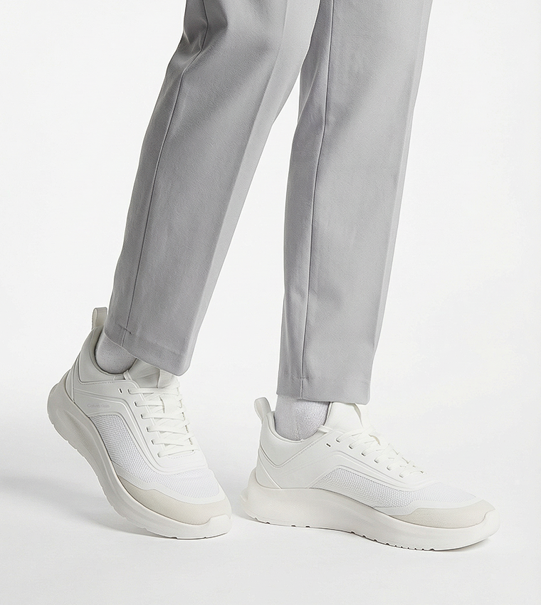 Round Toe EVA Runner Sneakers
