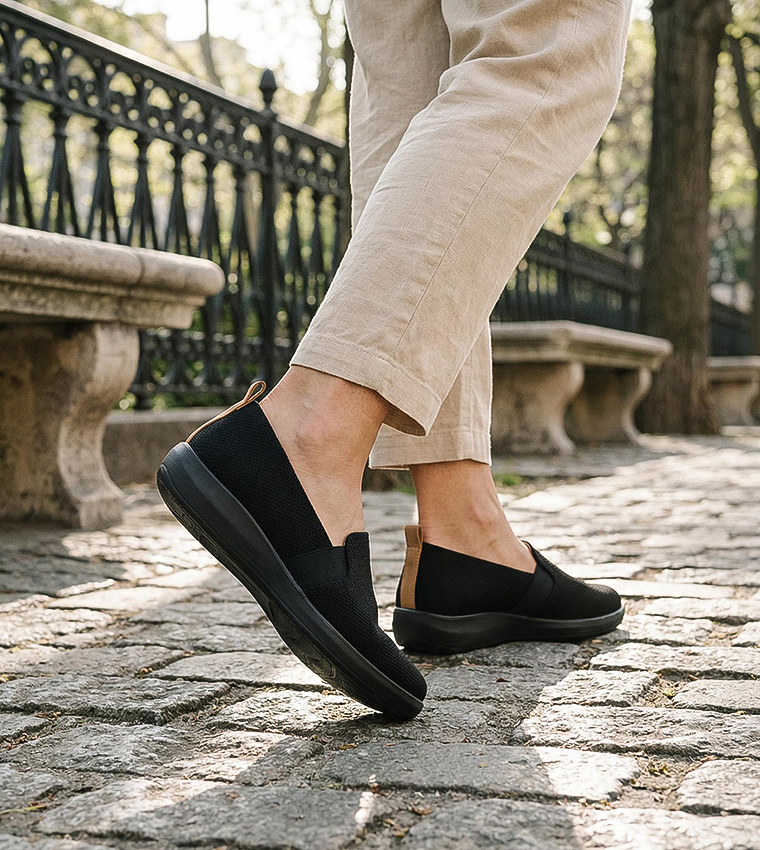 NEXT WAVE Textured Loafers