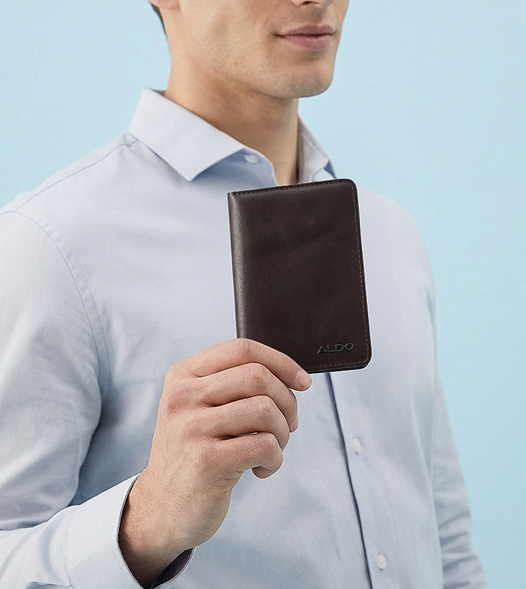 KEDERILOTH Logo Detail Bi-Fold Wallet