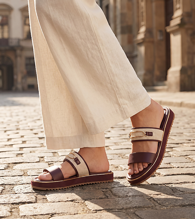ألدو  الصنادل المسطحة - بورغندي Flat Sandals