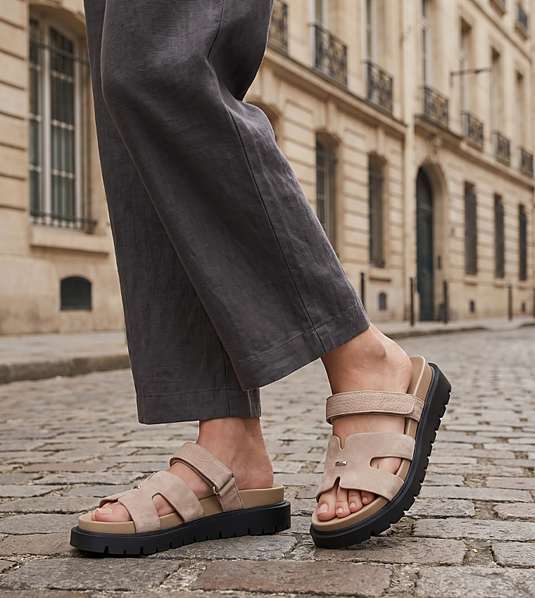 ألدو  الصنادل المسطحة - بيج Flat Sandals