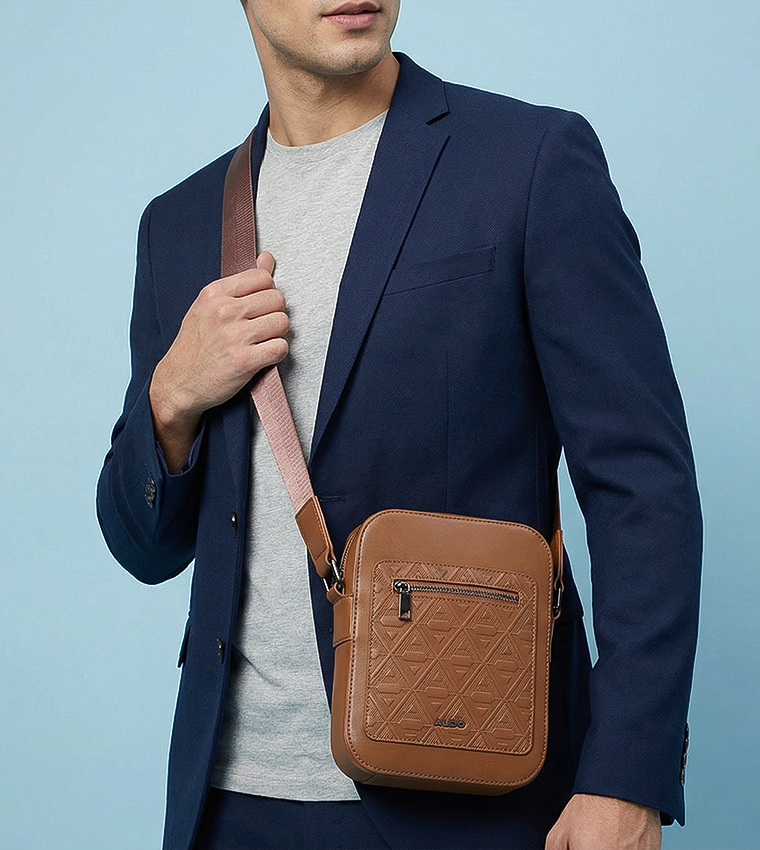 شنطة كروس بودي بنقشة