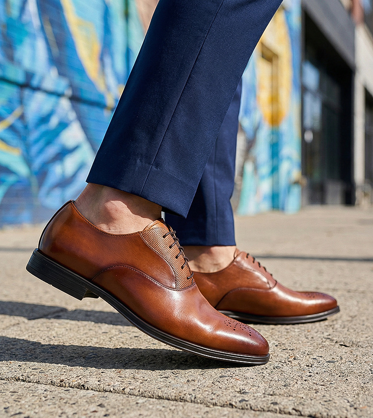 SAXXON Lace Up Oxford Shoes