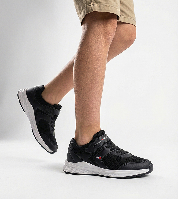 STEPH Velcro Closure Mesh Runner Sneakers