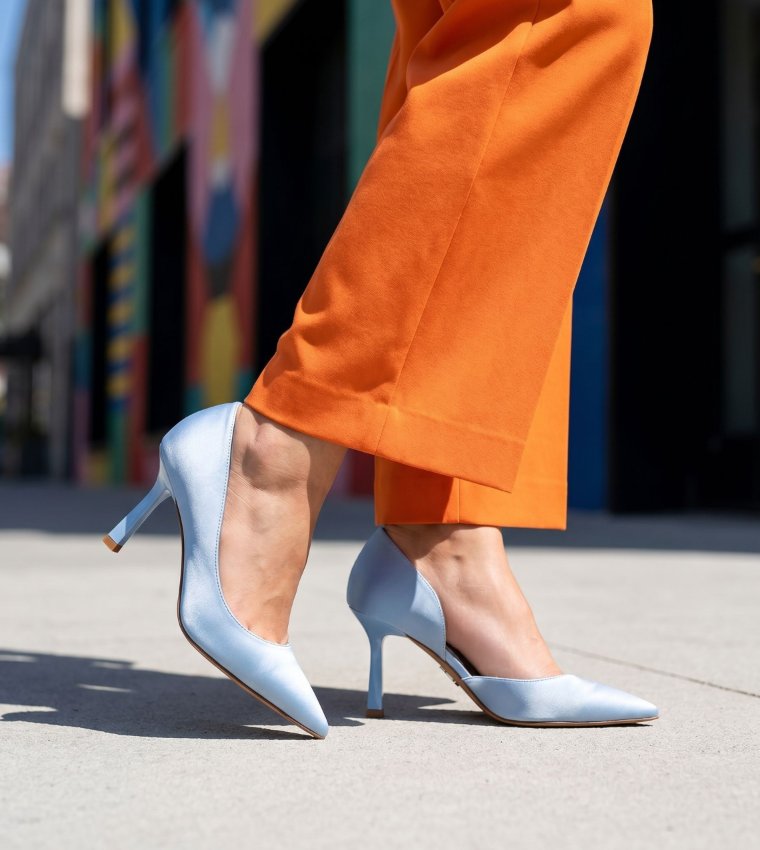 VENA Solid Pointed Toe Pumps
