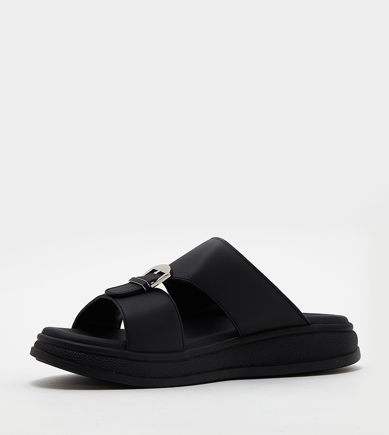 Textured Open-Toe Arabic Sandals