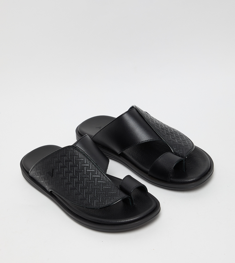 Textured Arabic Sandals
