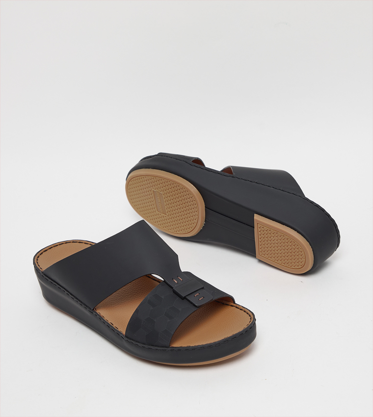 Textured Arabic Sandals