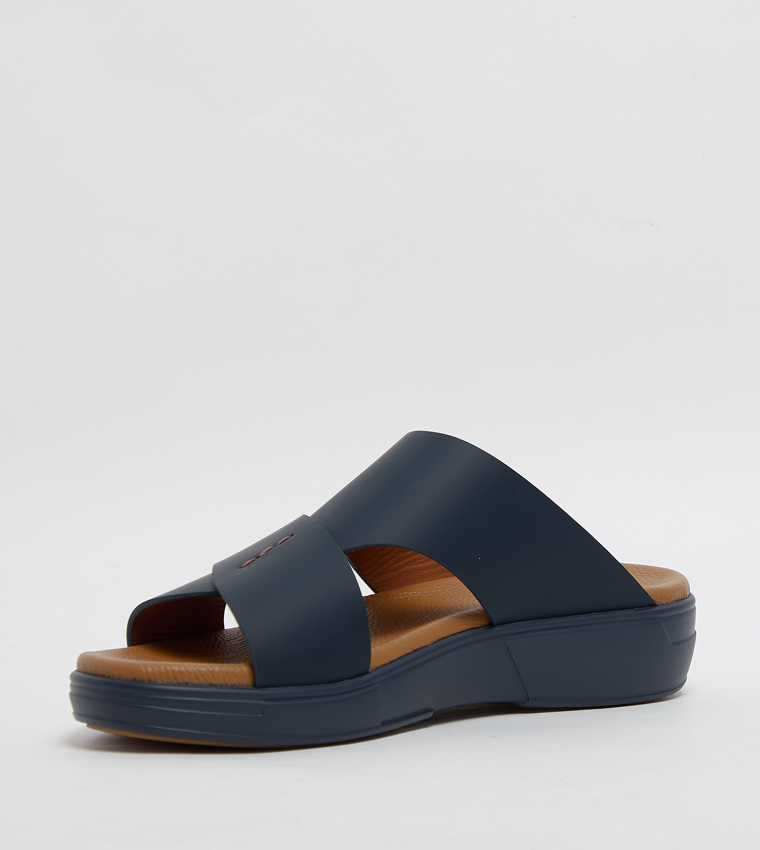 Solid Arabic Sandals