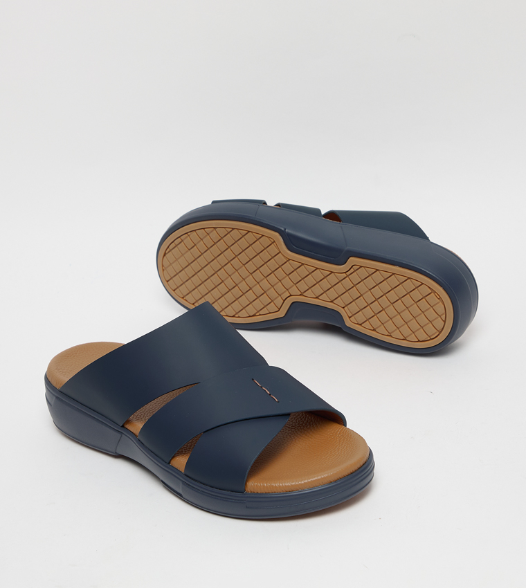 Solid Arabic Sandals