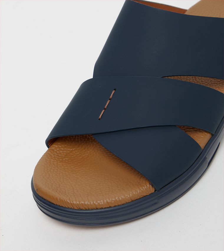Solid Arabic Sandals
