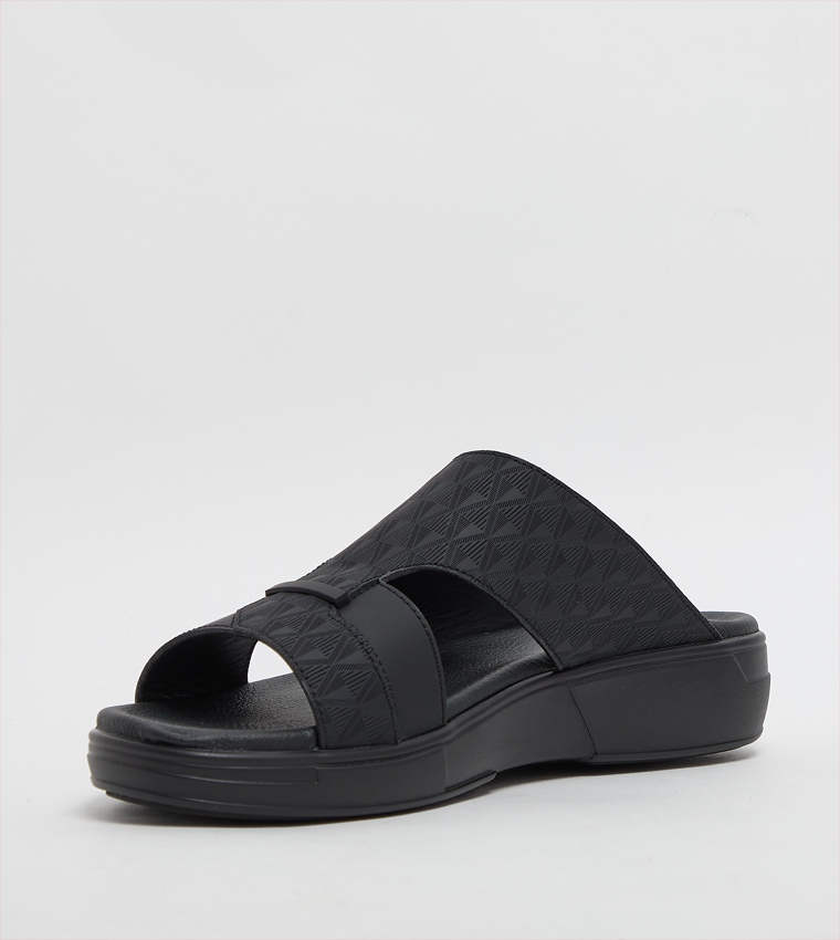 Textured Arabic Sandals