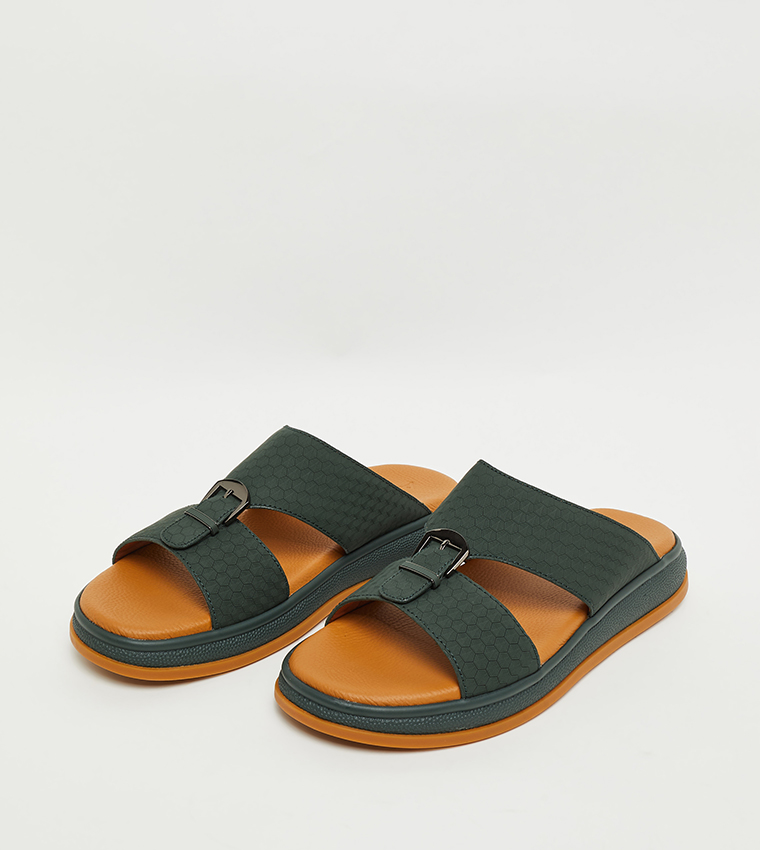 Textured Arabic Sandals