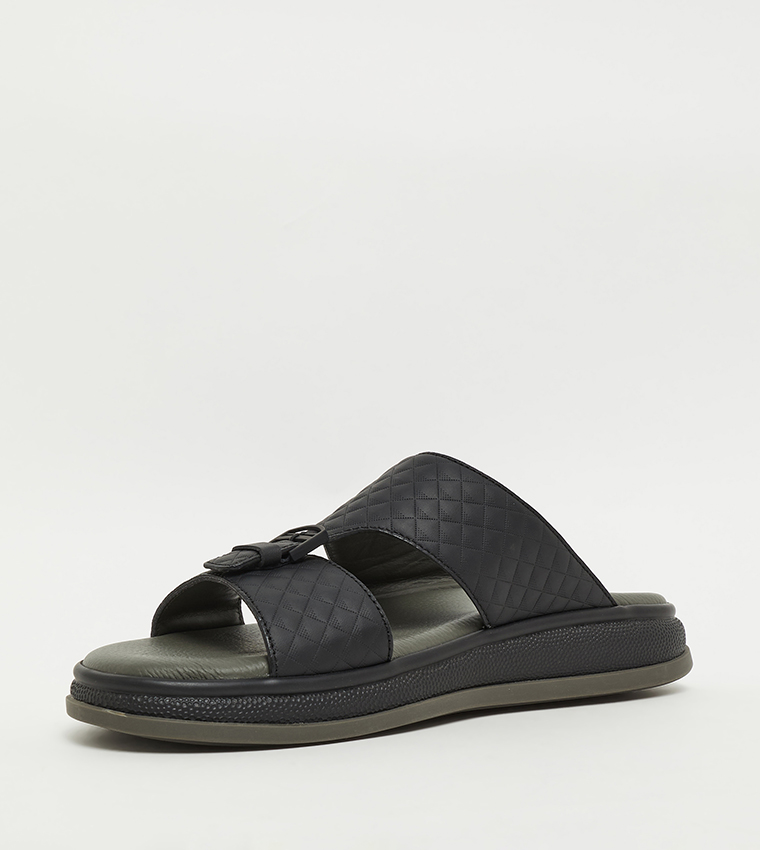 Textured Arabic Sandals