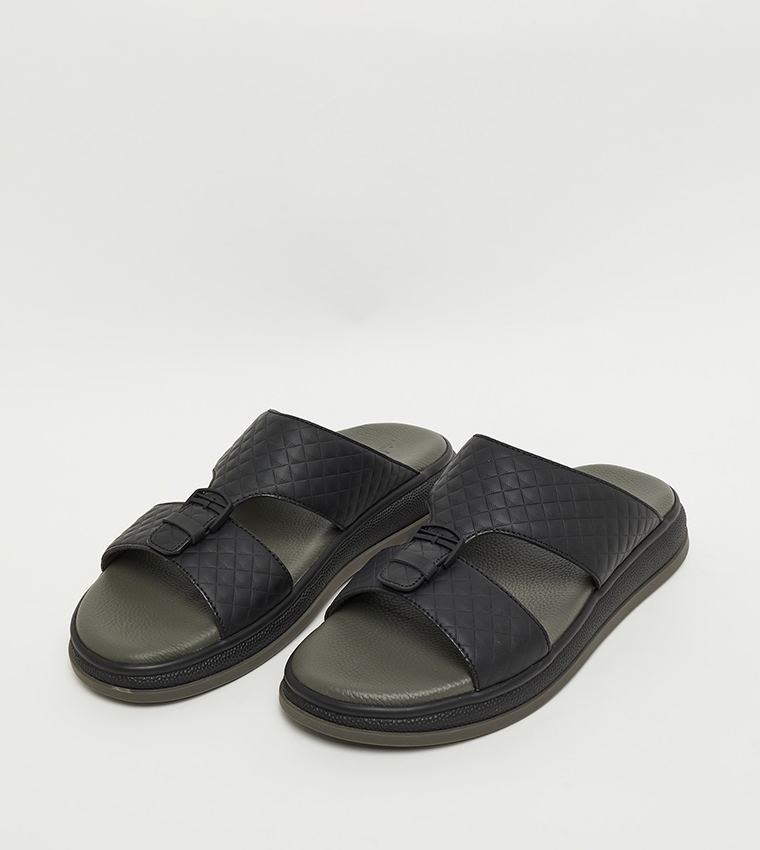 Textured Arabic Sandals