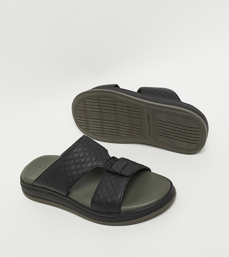 Textured Arabic Sandals