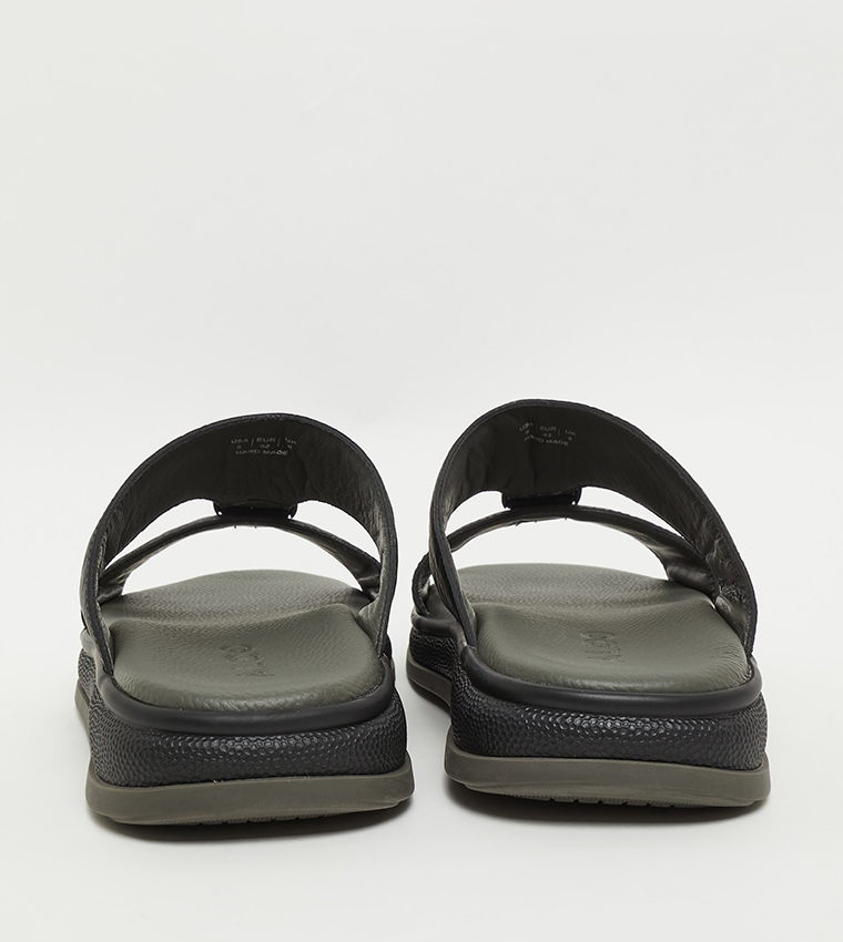 Textured Arabic Sandals