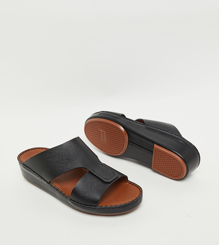 Textured Arabic Sandals