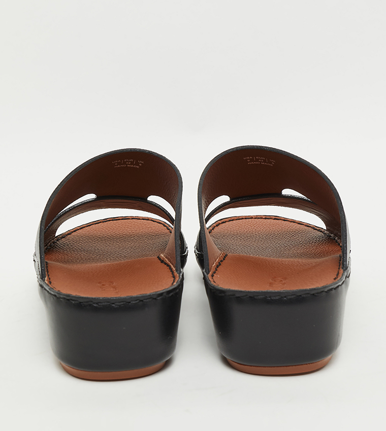 Textured Arabic Sandals