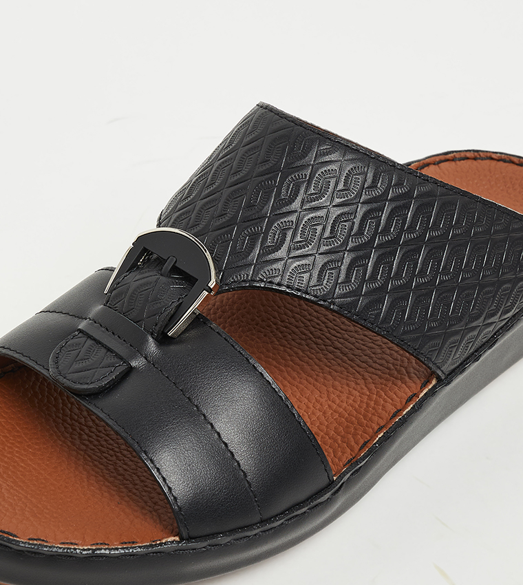 Textured Arabic Sandals