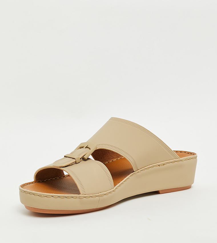 Textured Arabic Sandals