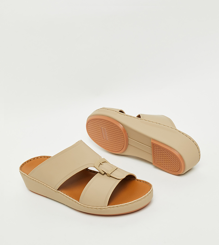 Textured Arabic Sandals