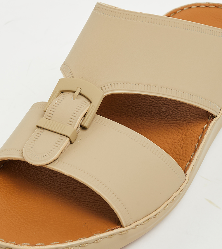 Textured Arabic Sandals