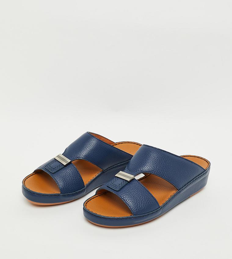 Textured Arabic Sandals